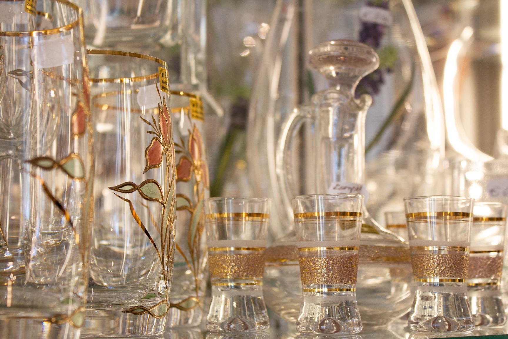 Glas- und Porzellanmalerei